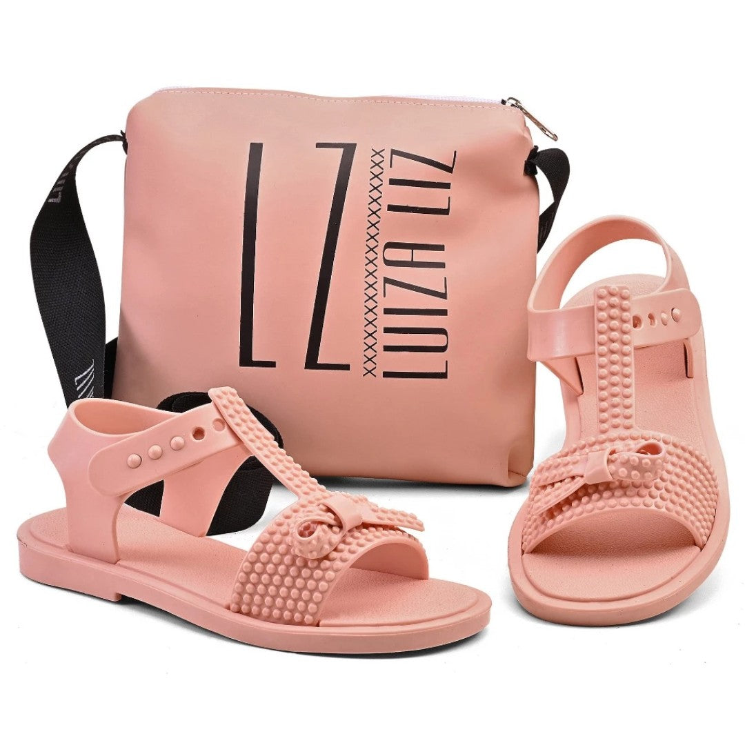 👧 Sandália LaçoCharm™ com Bolsa – O Toque de Doçura Que Encanta 🎀✨